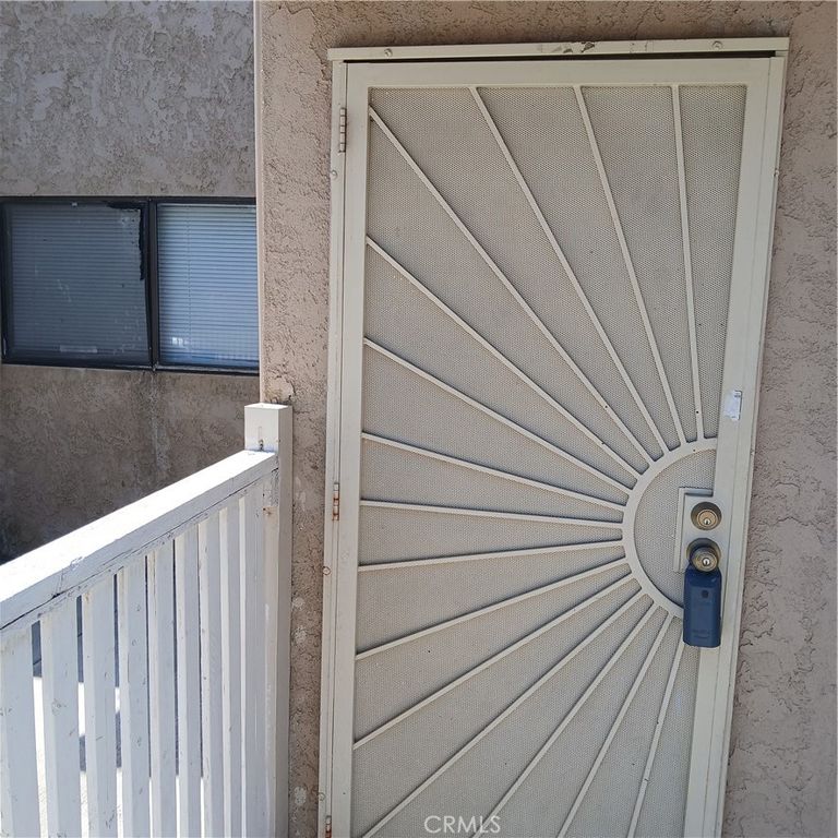 2449 West Acacia Avenue, Hemet, CA 92545