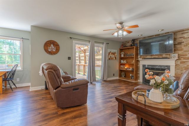 505 Southbrook Drive, Evansville, IN 47711