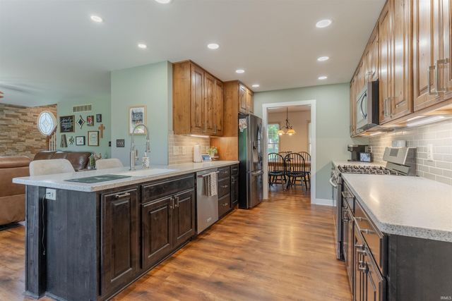 505 Southbrook Drive, Evansville, IN 47711