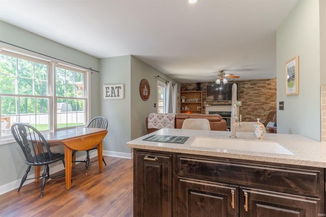 505 Southbrook Drive, Evansville, IN 47711