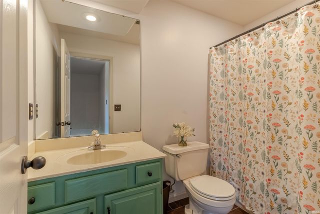 505 Southbrook Drive, Evansville, IN 47711