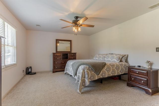 505 Southbrook Drive, Evansville, IN 47711