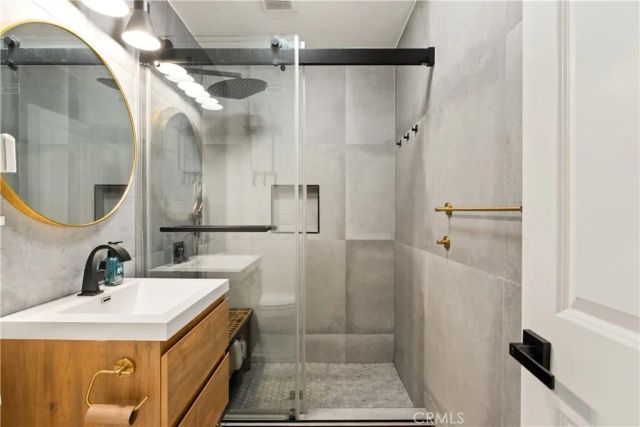 1553 W 60th Place, Los Angeles, CA 90047