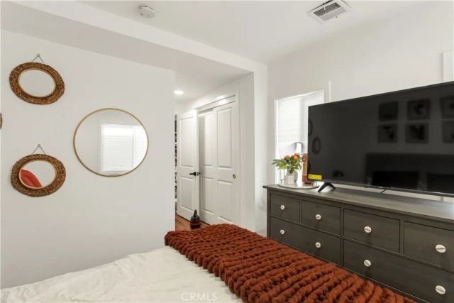 1553 W 60th Place, Los Angeles, CA 90047