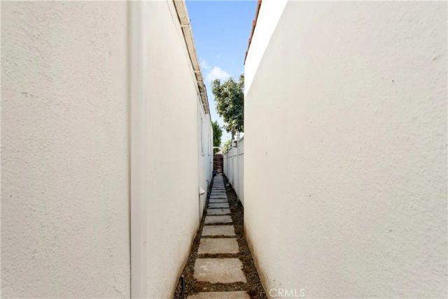1553 W 60th Place, Los Angeles, CA 90047