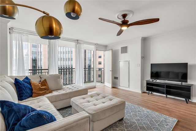 620 Peachtree Street NE 2011, Atlanta, GA 30308