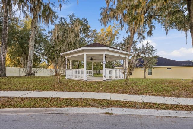 2120 NE 37TH COURT, Ocala, FL 34470