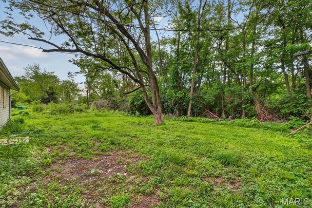 36 Saint Gregory Drive, Cahokia, IL 62206
