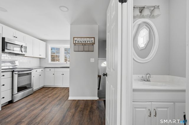 182 Rising Trail Drive 182, Middletown, CT 06457