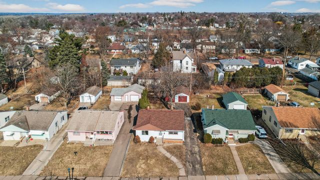1685 Fremont Avenue E, Saint Paul, MN 55106