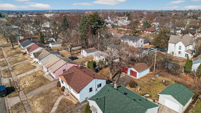 1685 Fremont Avenue E, Saint Paul, MN 55106