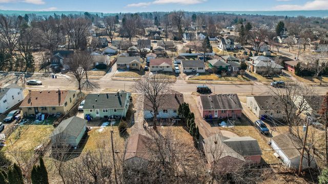 1685 Fremont Avenue E, Saint Paul, MN 55106