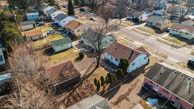 1685 Fremont Avenue E, Saint Paul, MN 55106