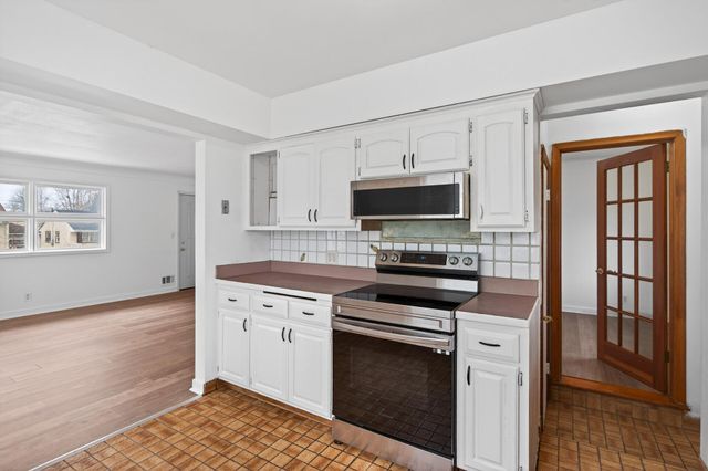 1685 Fremont Avenue E, Saint Paul, MN 55106