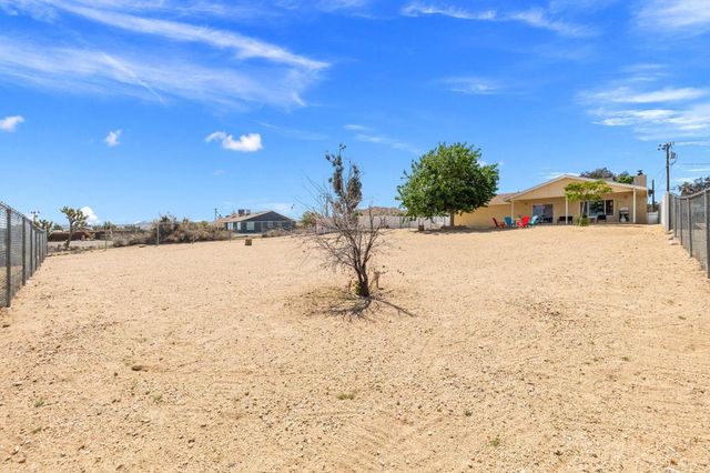 56034 Desert Gold Drive, Yucca Valley, CA 92284