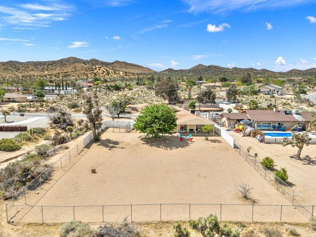 56034 Desert Gold Drive, Yucca Valley, CA 92284