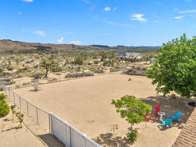 56034 Desert Gold Drive, Yucca Valley, CA 92284