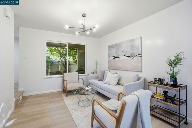 208 Siskiyou Ct, Walnut Creek, CA 94598