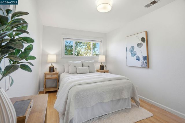 208 Siskiyou Ct, Walnut Creek, CA 94598