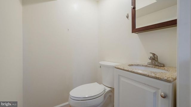 6532 BLUE CHURCH RD S, Coopersburg, PA 18036