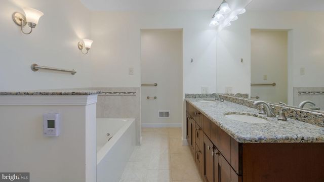 6532 BLUE CHURCH RD S, Coopersburg, PA 18036