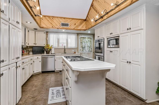 301 10TH Avenue, Canyon, TX 79015