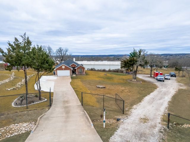 136 Alyssa Court, Weatherford, TX 76085