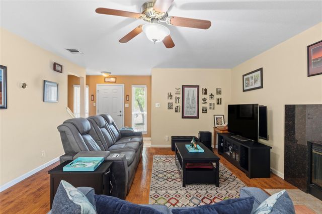 609 Wild Briar CV, Cedar Park, TX 78613