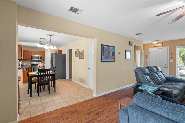 609 Wild Briar CV, Cedar Park, TX 78613