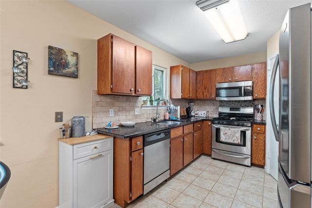 609 Wild Briar CV, Cedar Park, TX 78613