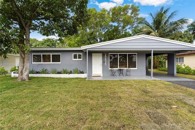 2825 NW 9th Ave, Wilton Manors, FL 33311