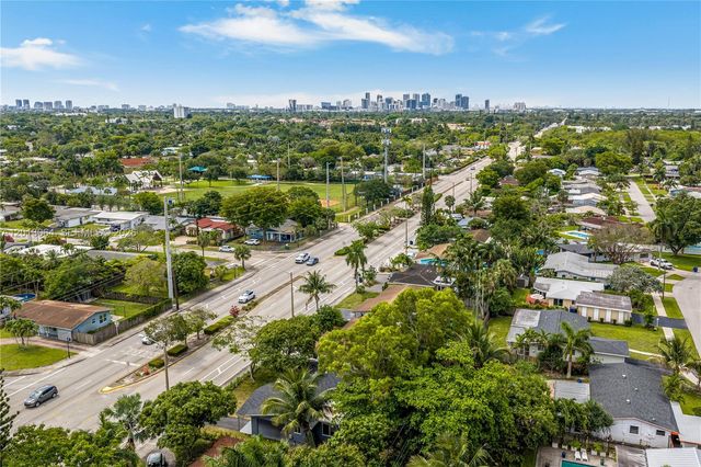 2825 NW 9th Ave, Wilton Manors, FL 33311