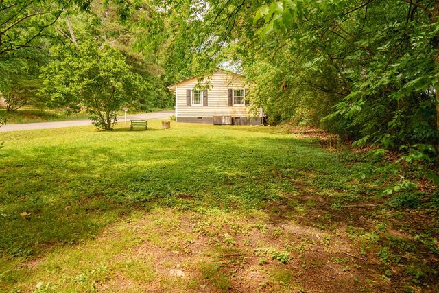 130 Round Knob Road, Rocky Face, GA 30740
