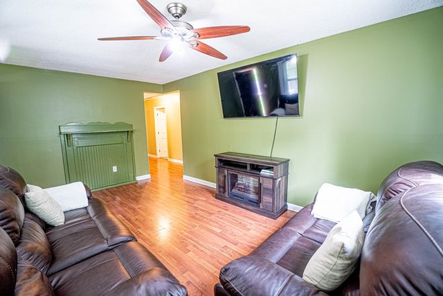 130 Round Knob Road, Rocky Face, GA 30740