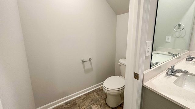 4023 Red Hawk Road, Columbia, TN 38401