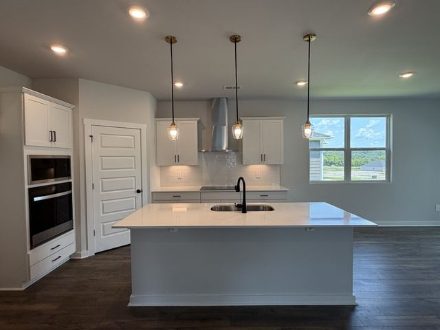 4023 Red Hawk Road, Columbia, TN 38401