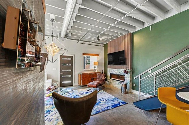 3763 Washington Street, Kansas City, MO 64111