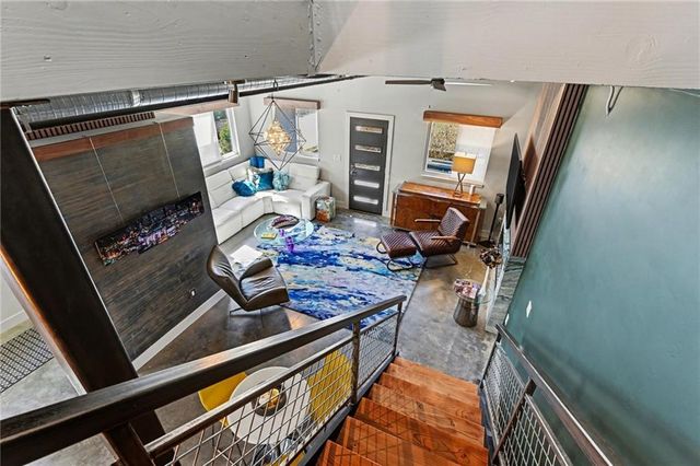 3763 Washington Street, Kansas City, MO 64111