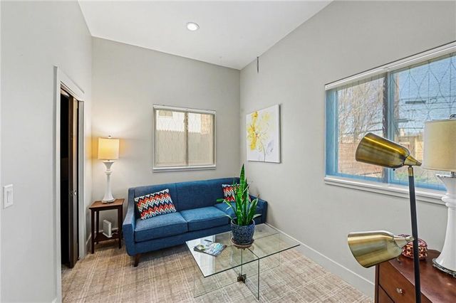 3763 Washington Street, Kansas City, MO 64111