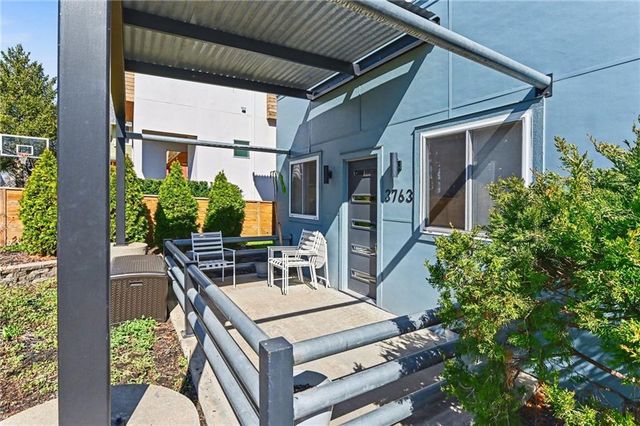 3763 Washington Street, Kansas City, MO 64111