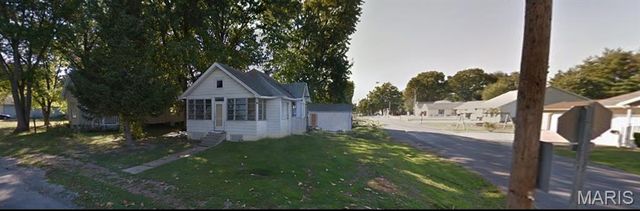 702 Mayo Street, Carlinville, IL 62626