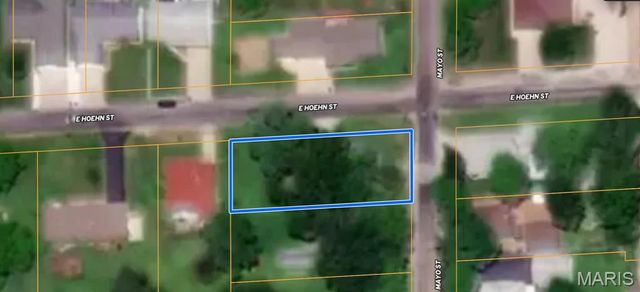 702 Mayo Street, Carlinville, IL 62626