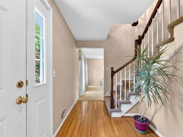 200 Orchard Creek Lane, Greece, NY 14612