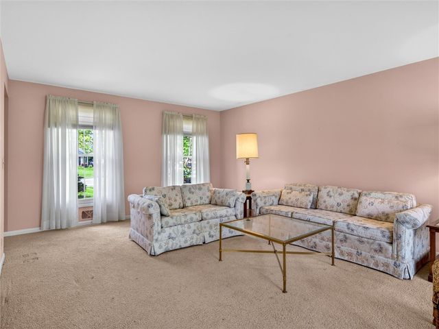 200 Orchard Creek Lane, Greece, NY 14612