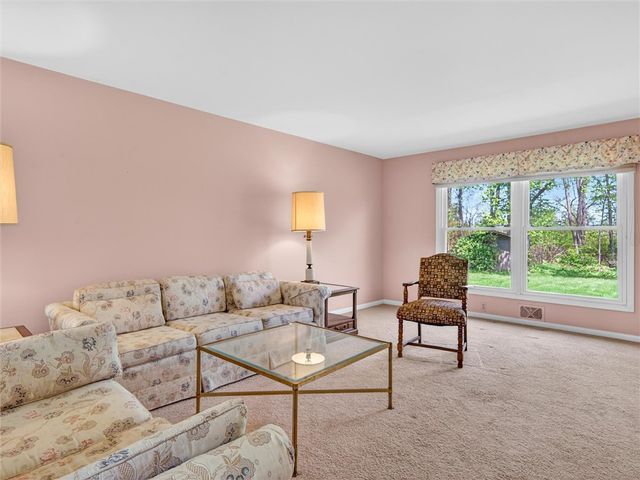 200 Orchard Creek Lane, Greece, NY 14612