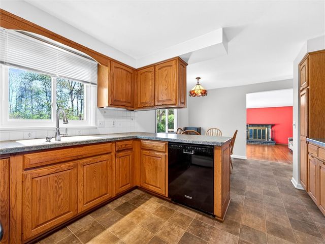 200 Orchard Creek Lane, Greece, NY 14612