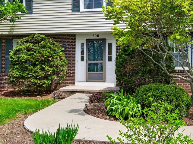 200 Orchard Creek Lane, Greece, NY 14612