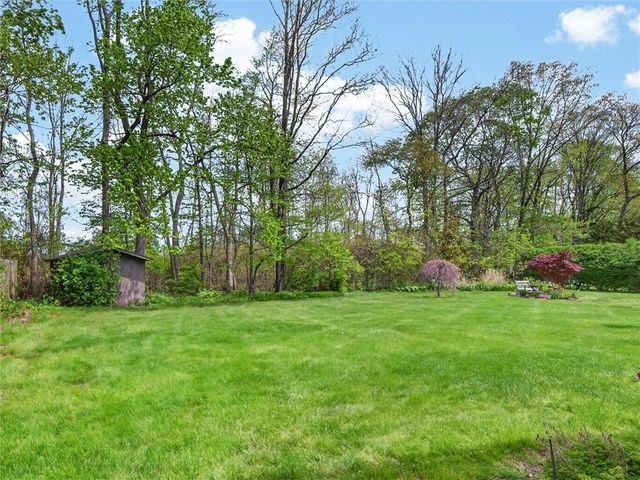 200 Orchard Creek Lane, Greece, NY 14612