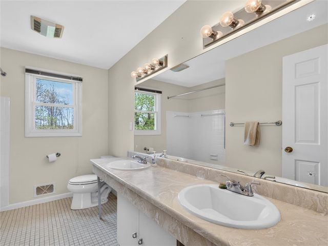 200 Orchard Creek Lane, Greece, NY 14612