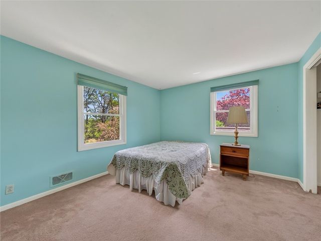 200 Orchard Creek Lane, Greece, NY 14612